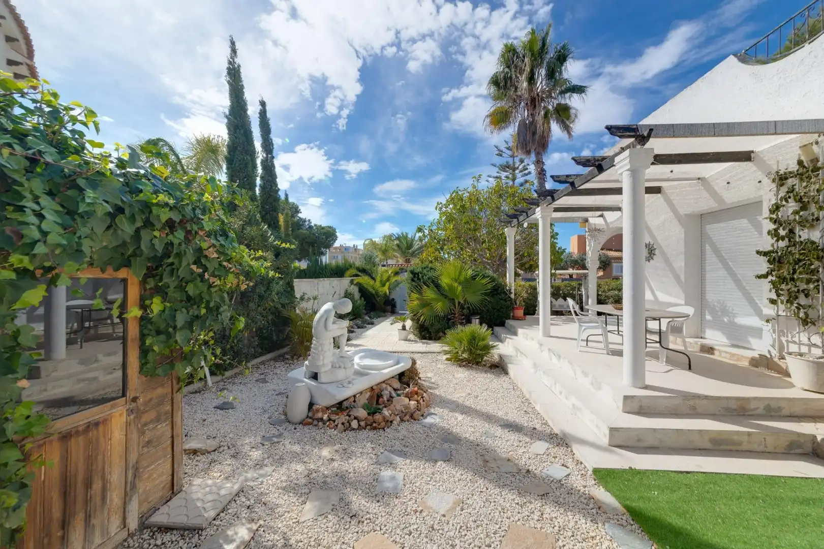 Detached house with pool for sale in Orihuela Costa, imagen 2