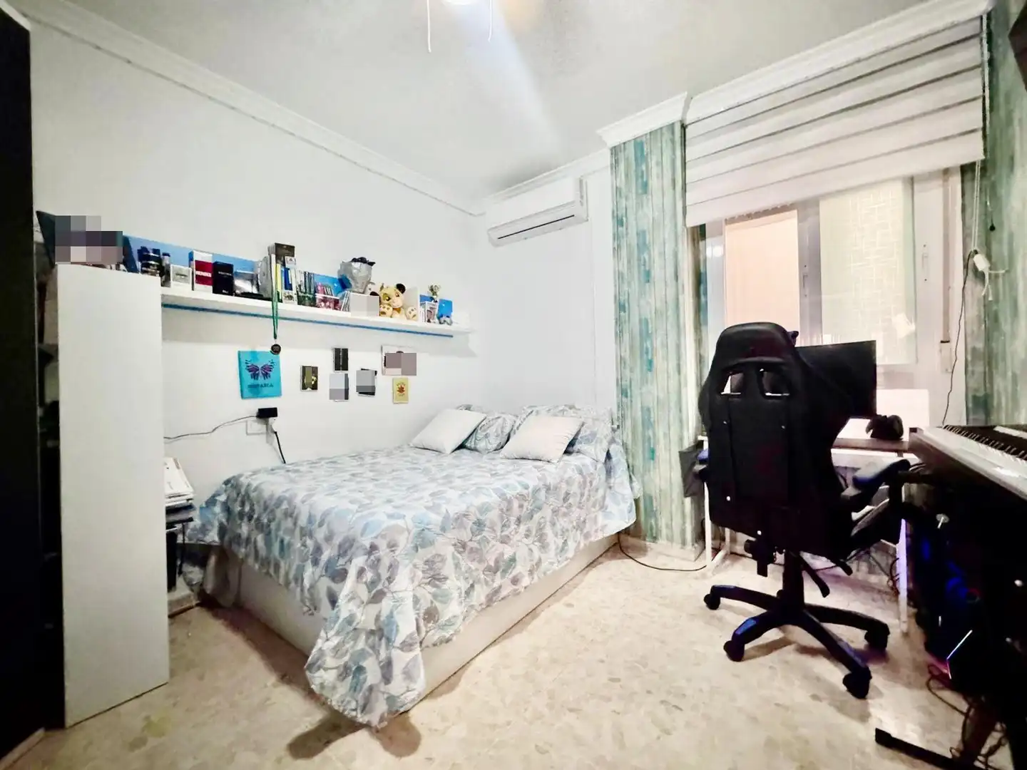 Habitación de Piso en venta en Málaga con Aire acondicionado, Terraza y Trastero