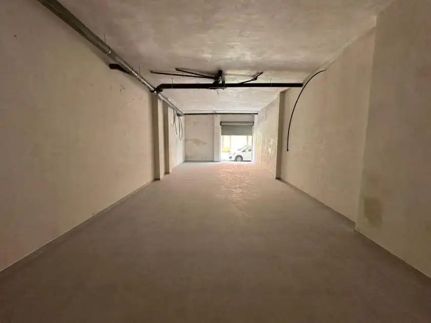 Business premises for sale in Casc Urbà