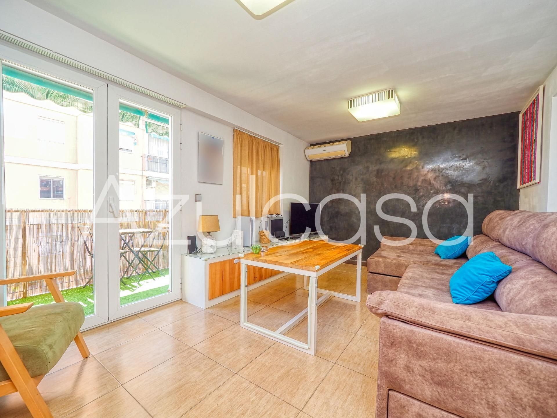 Living room of Flat for sale in Alicante / Alacant  with Air Conditioner and Terrace