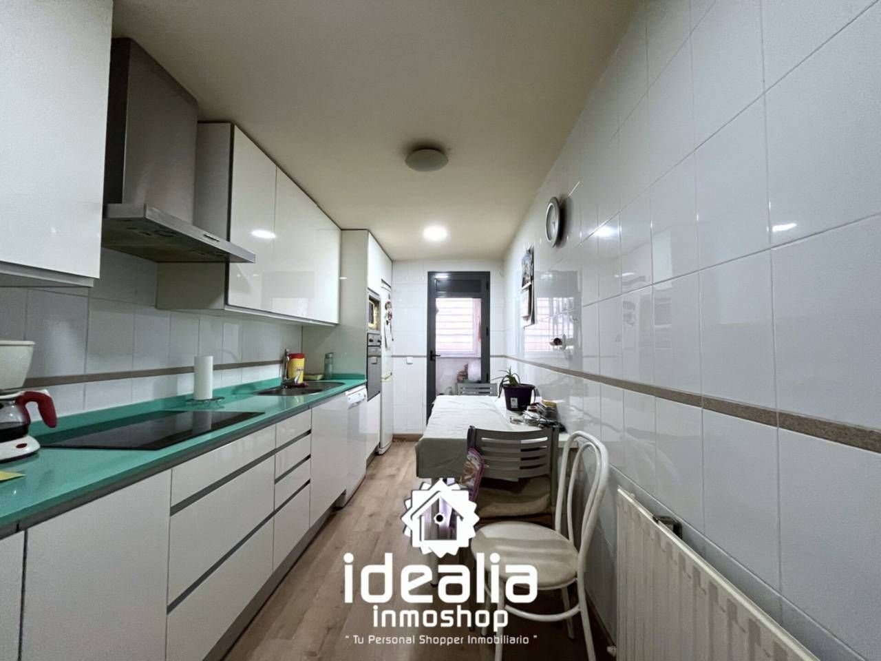 Kitchen of Flat for sale in Aranjuez  with Air Conditioner, Heating and Terrace
