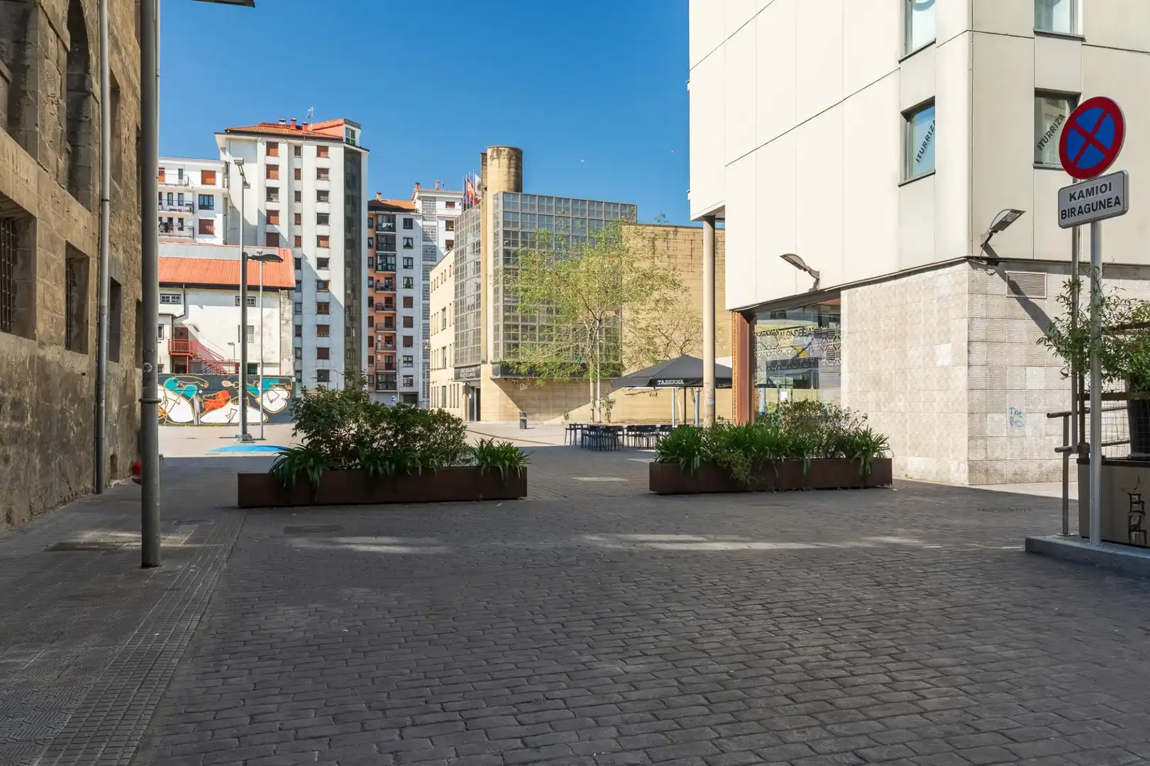 Exterior view of Flat for sale in Tolosa  with Air Conditioner, Heating and Terrace
