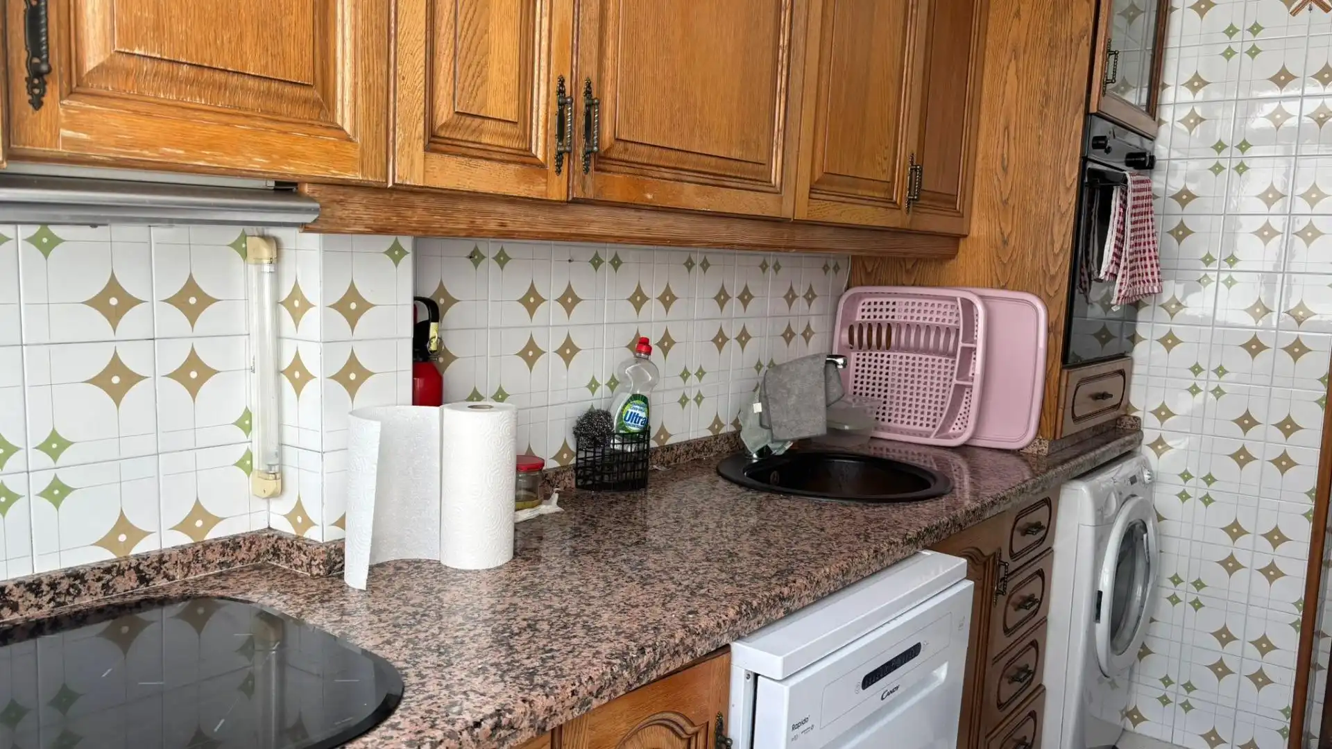 Room in Calle LOZOYA, El Plantinar – Avda. La Paz - El Juncal
