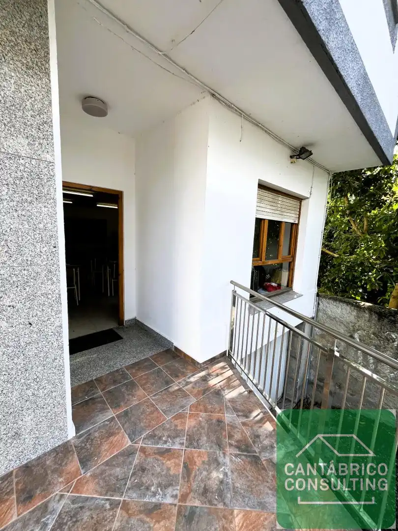 Gewerbefläche zum Verkauf in Navia, imagen 11
