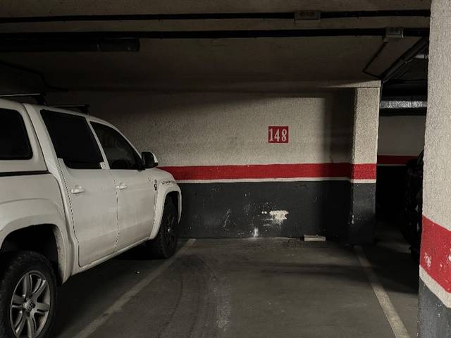 Garaje en Alquiler en Calle de San Cipriano, 67 en Valdebernardo - Valderribas