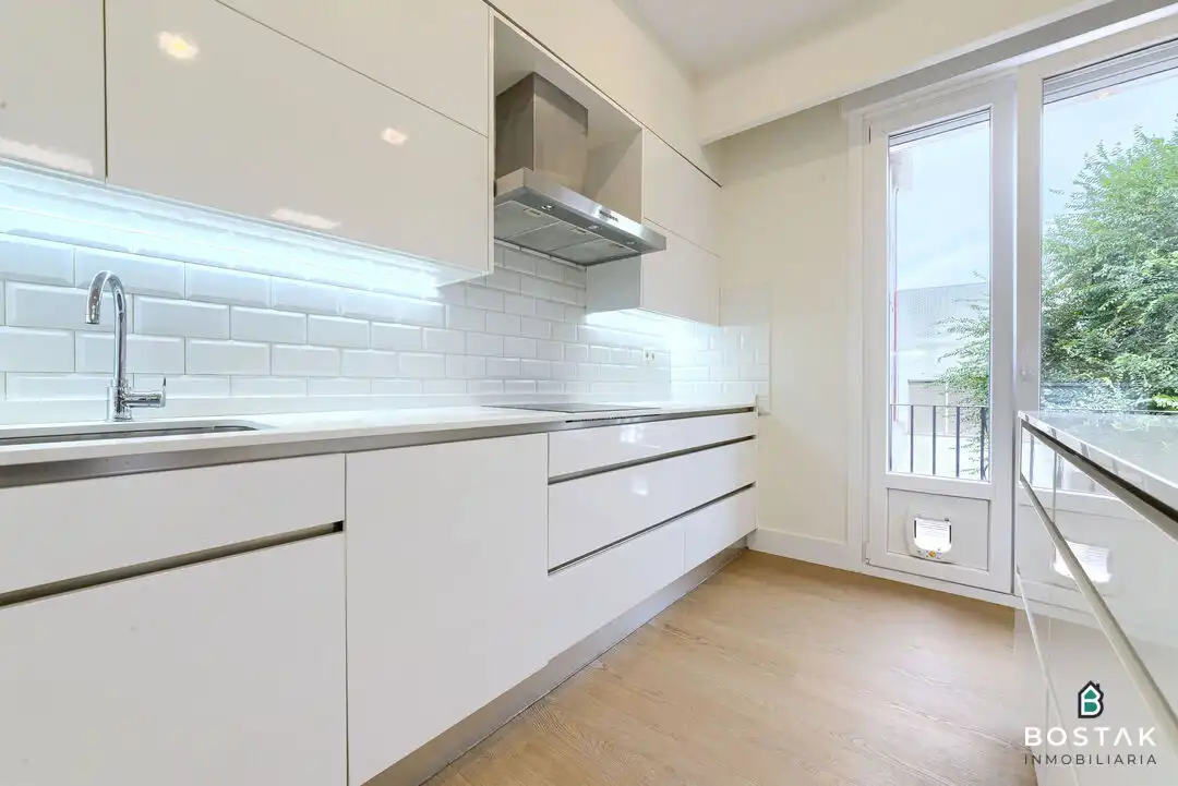 Kitchen of Flat for sale in Barakaldo   with Heating and Terrace