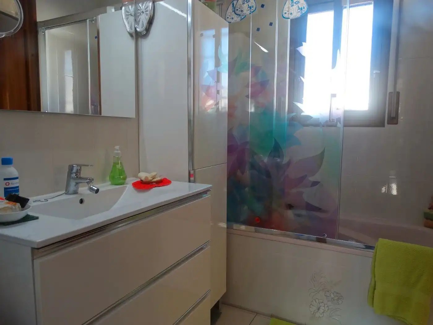 Bathroom of Houses for sale in Calafell  with Air Conditioner, Storage room and Swimming Pool