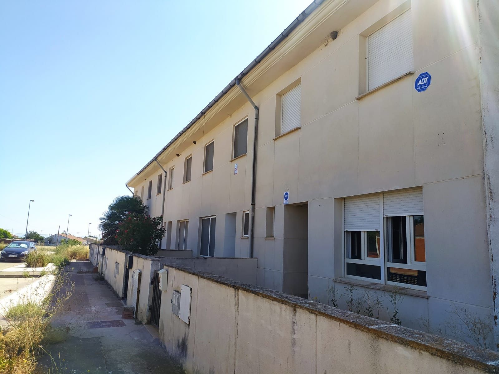 Vista exterior de Casa adosada en venda en Pozaldez amb Calefacció, Jardí privat i Terrassa