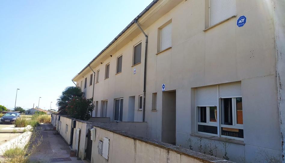 Photo 1 of Single-family semi-detached for sale in Calle A.rico Lorenzo, 10, Pozaldez, Valladolid