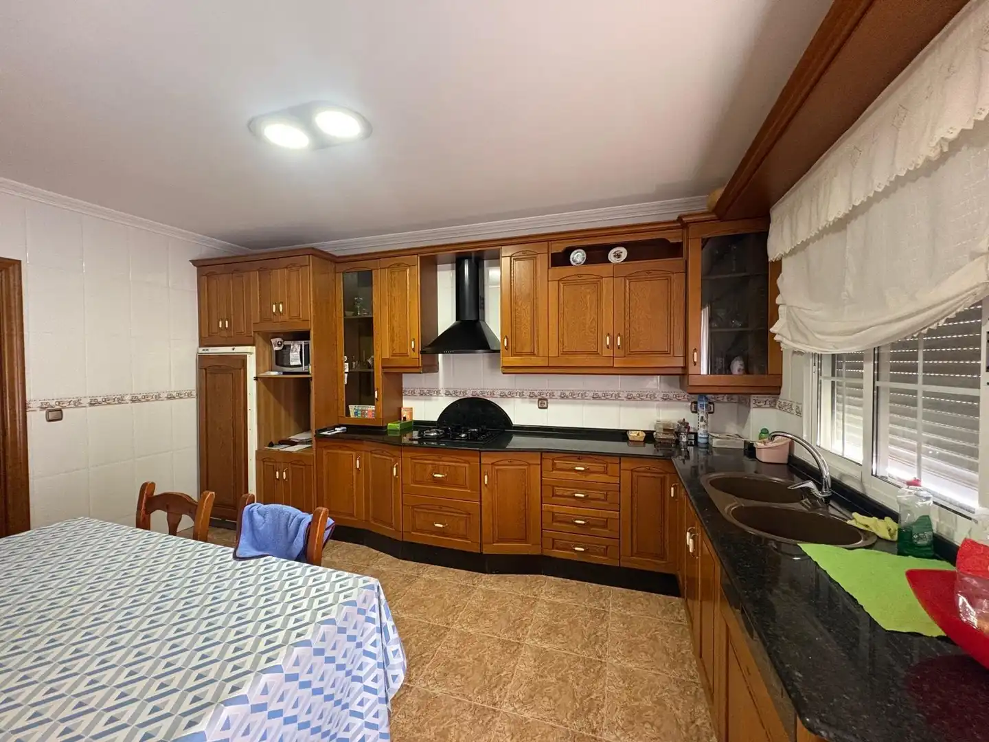 Cuina de Casa o xalet en venda en Puerto Lumbreras amb Calefacció, Terrassa i Balcó