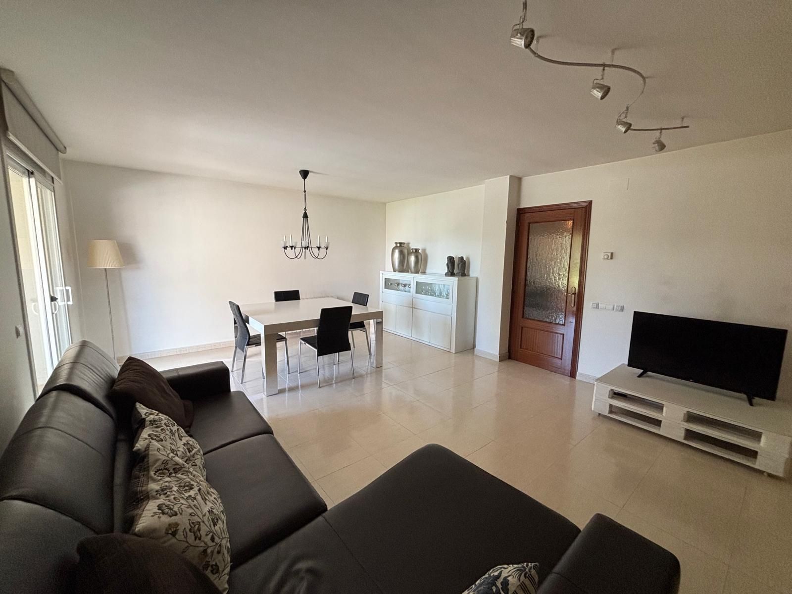 Sala d'estar de Casa o xalet en venda en Torrelavit amb Calefacció, Terrassa i Balcó