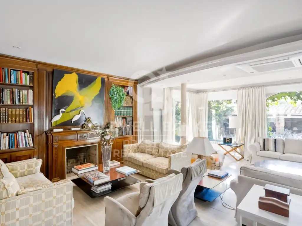 Living room of Houses for sale in El Masnou  with Swimming Pool