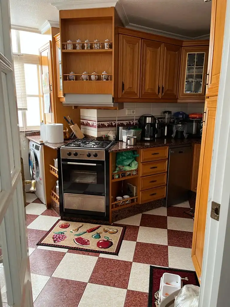 Kitchen of Flat for sale in Torrevieja  with Terrace, Furnished and Oven