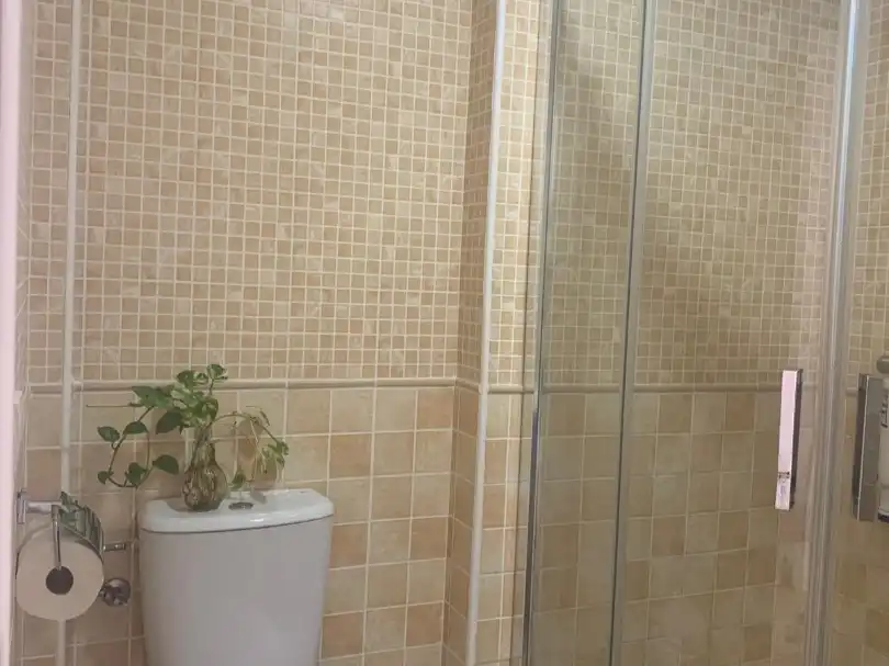 Badezimmer von Wohnung zur Miete in Málaga Capital mit Klimaanlage und Balkon