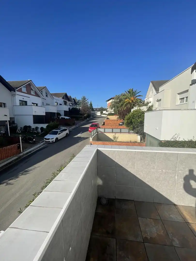 Vista exterior de Casa o chalet en venta en Donostia - San Sebastián  con Aire acondicionado, Calefacción y Jardín privado