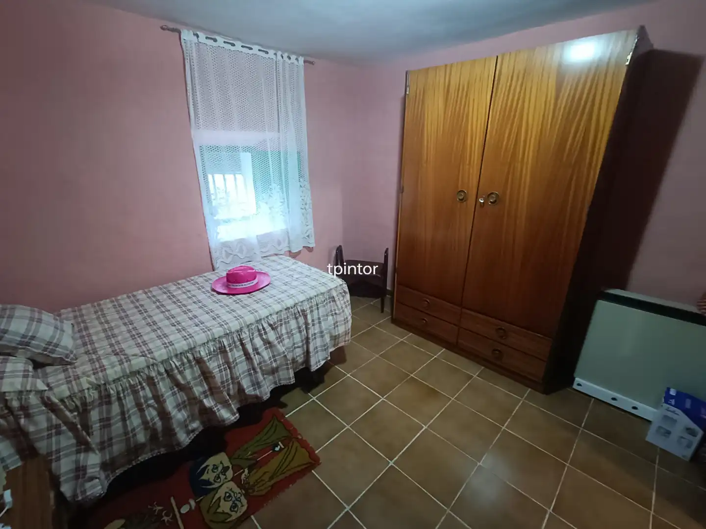 Bedroom of Houses for sale in Valencia de Alcántara  with Terrace, Swimming Pool and Furnished
