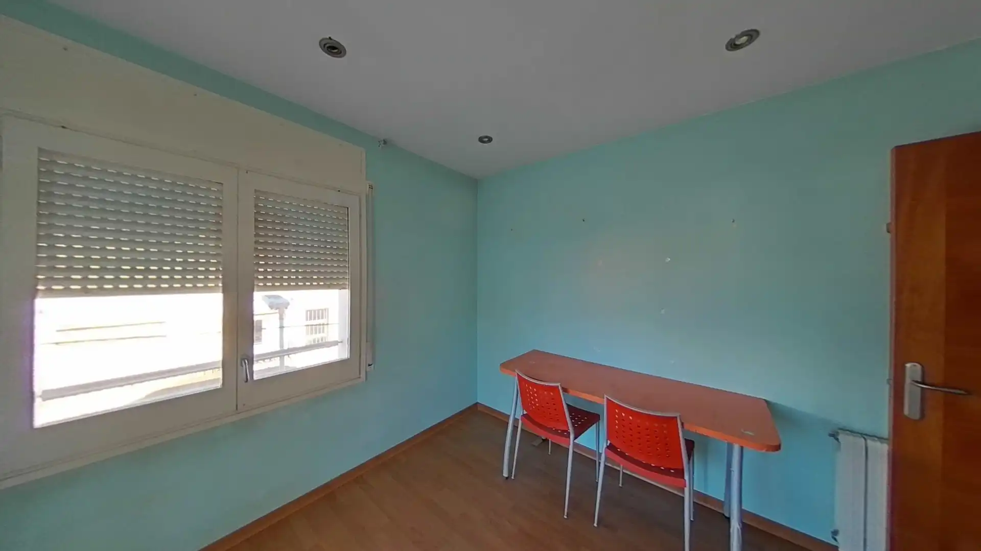 Habitación de Casa adosada en venta en Olot con Balcón