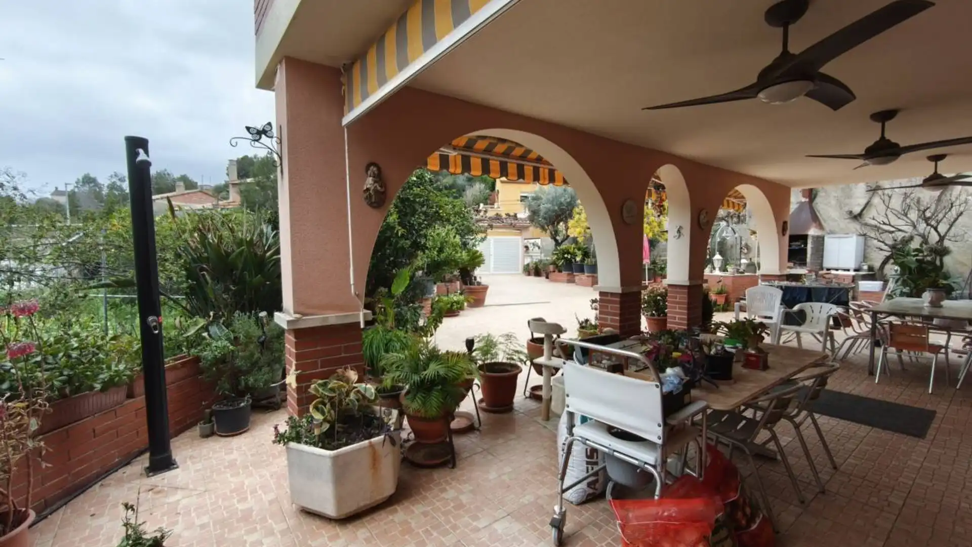 Terraza de Casa o chalet en venta en Castellet i la Gornal con Aire acondicionado, Calefacción y Jardín privado