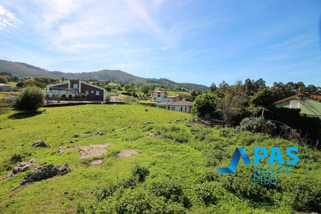 Terreno residencial en Venta en Barrio Santa Rosa en Villaescusa (Cantabria)
