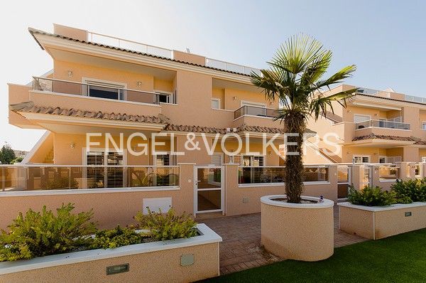 Exterior view of Flat for sale in Pilar de la Horadada  with Air Conditioner, Heating and Private garden