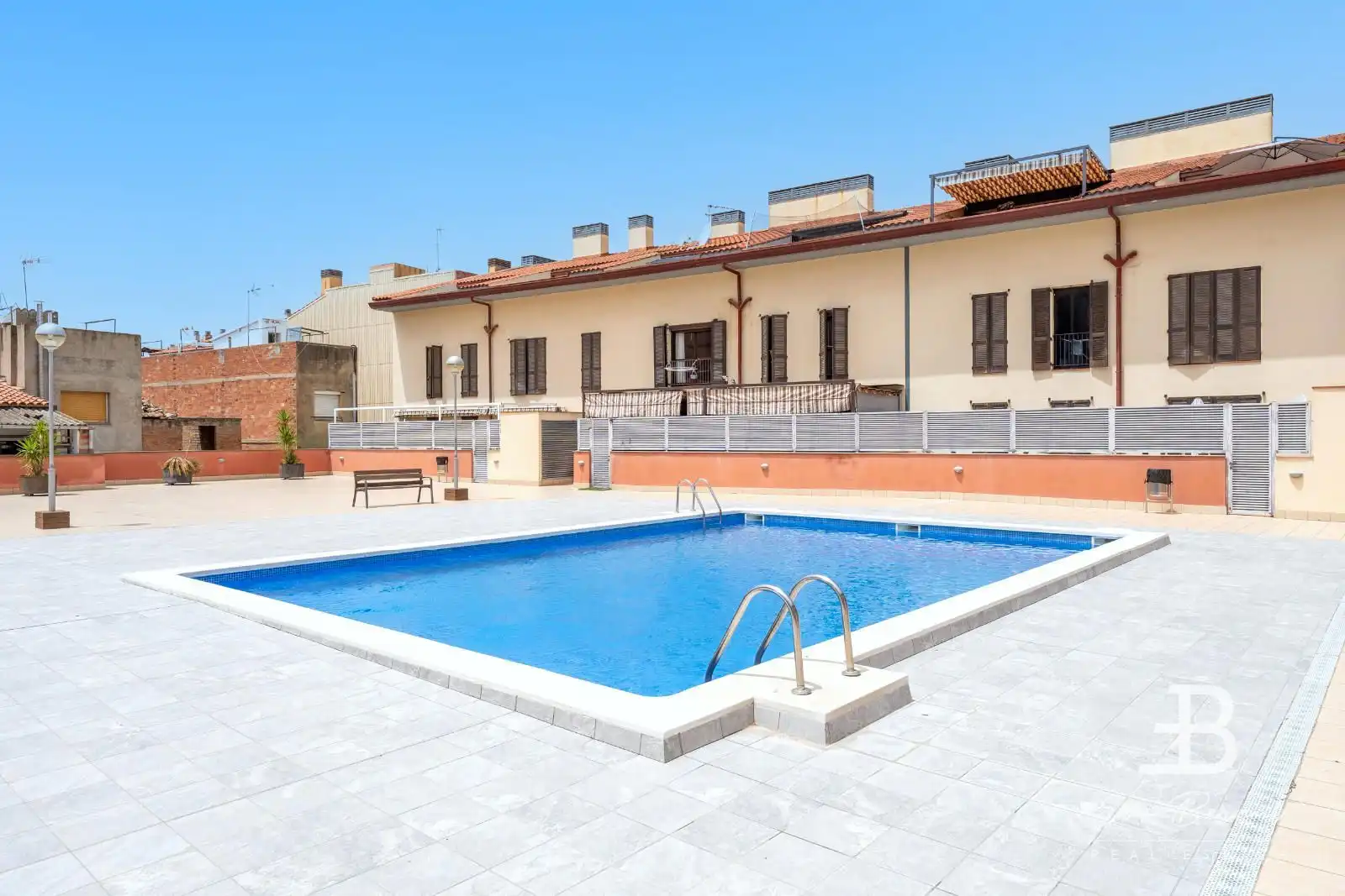 Swimming pool of Duplexes for sale in Vila-seca  with Air Conditioner, Heating and Private garden
