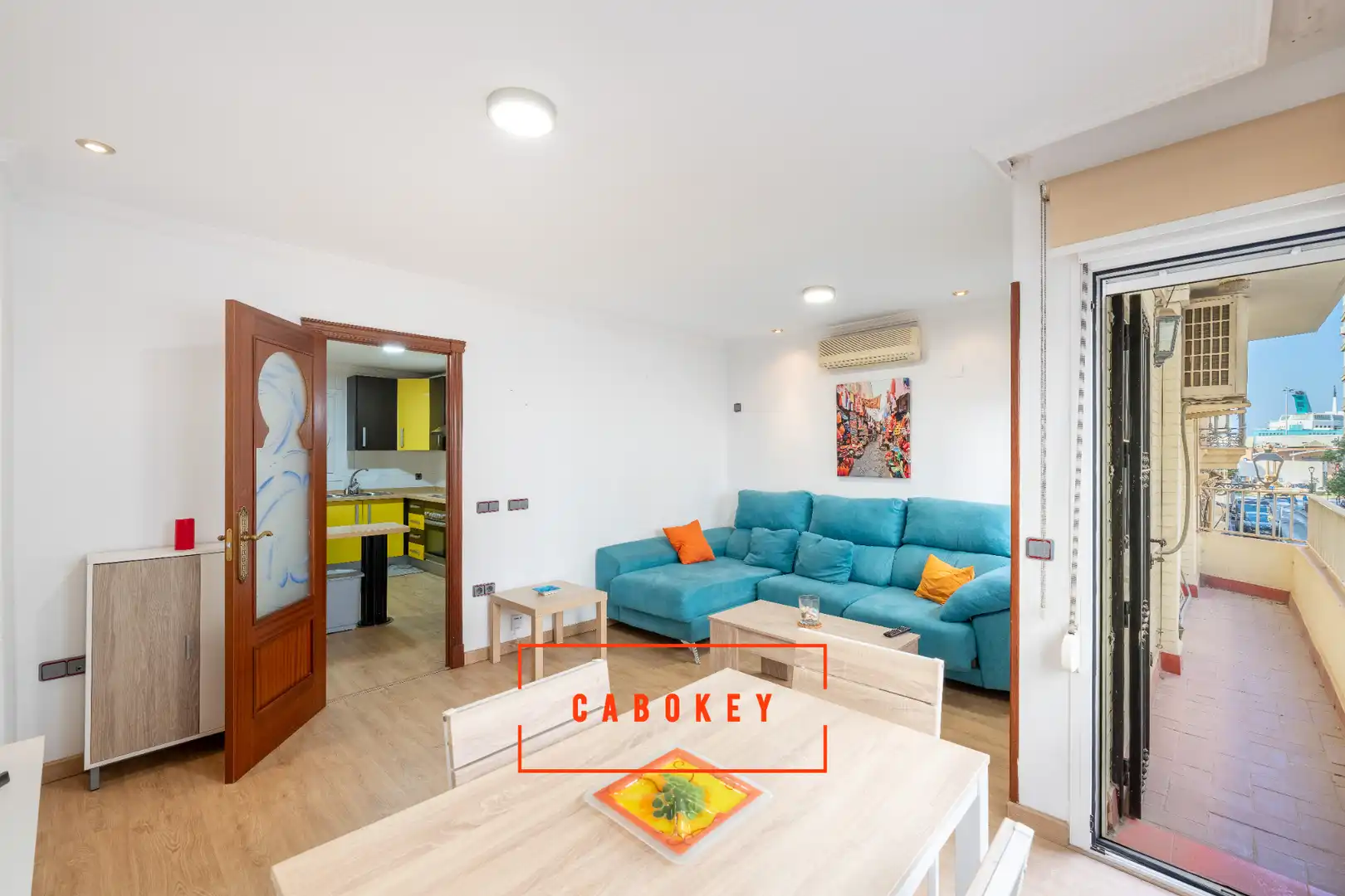 Sala de estar de Piso en venta en Almería con Aire acondicionado, Calefacción y Amueblado