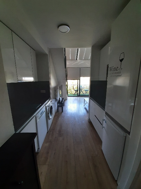 Cuina de Apartament en venda en San Sebastián de los Reyes amb Aire condicionat, Terrassa i Piscina comunitària