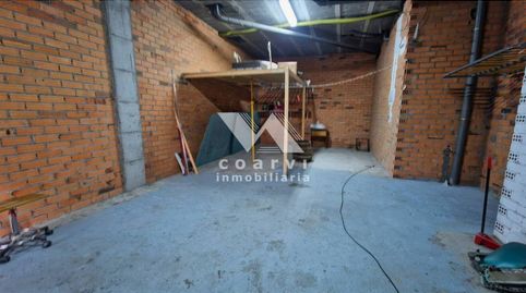 Bajo comercial en A Valenzá, imatge 2