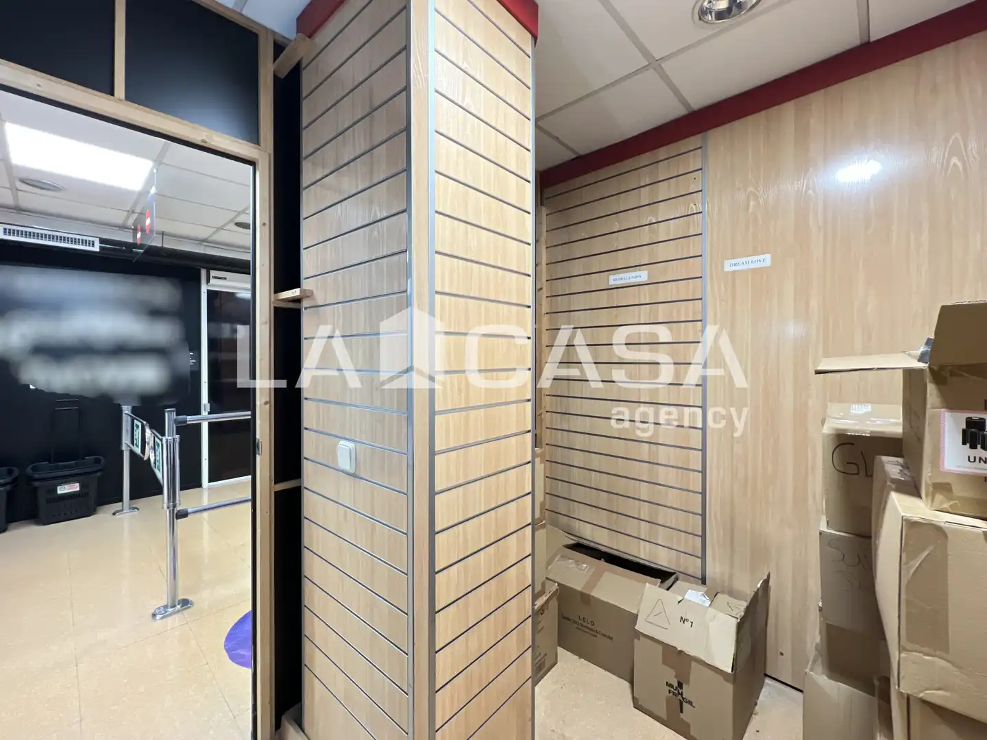 Local comercial en venta en Sant Andreu, imagen 13