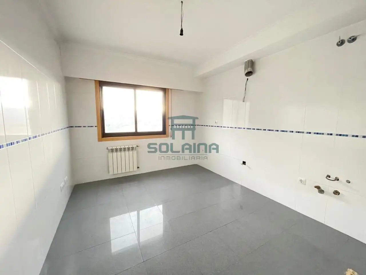 Flat with lift for sale in San Cibrao das Viñas, imagen 4