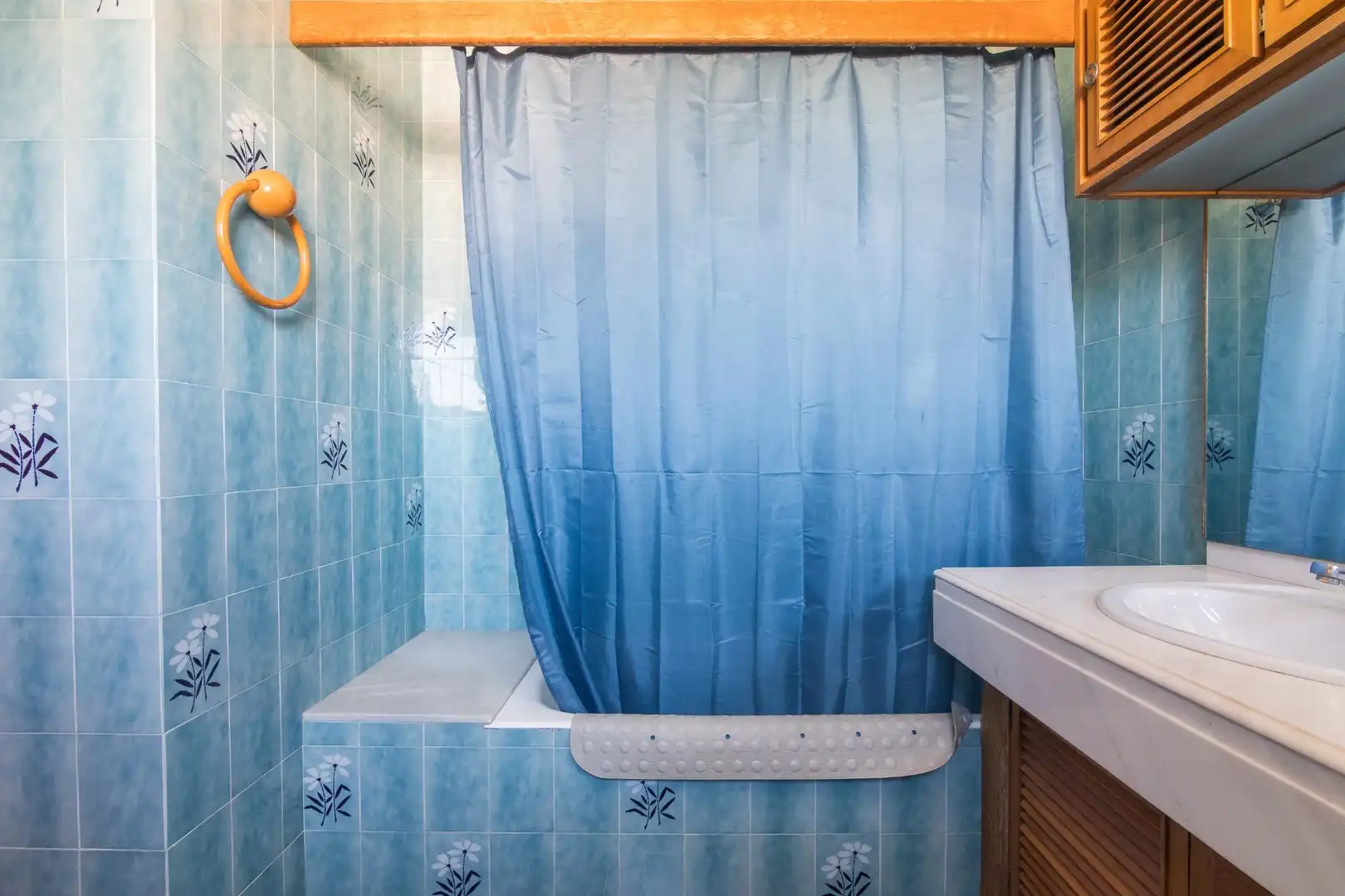 Bathroom of Houses for sale in Elche / Elx  with Private garden, Storage room and Swimming Pool