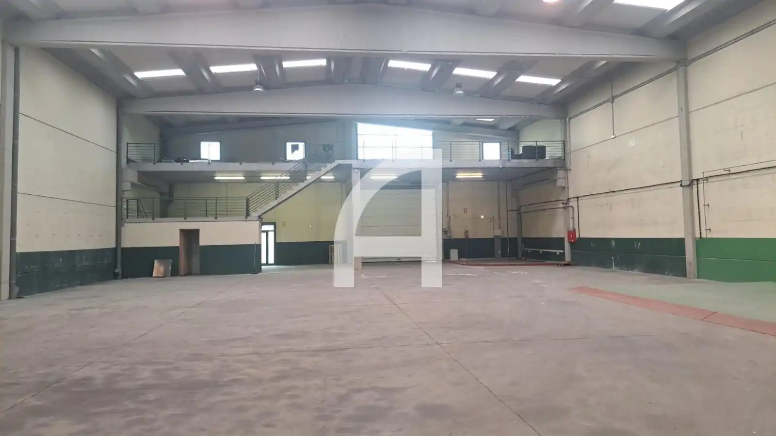 Nave industrial en venta en Vidreres