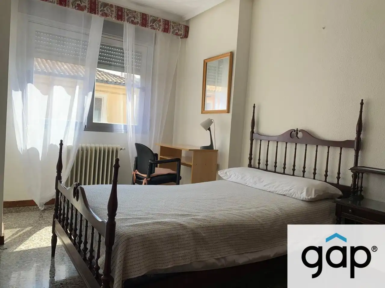 Bedroom of Flat for rent in Cuenca  with Heating, Terrace and Furnished