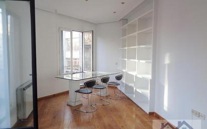 Esszimmer von Wohnung zum verkauf in  Madrid Capital mit Balkon