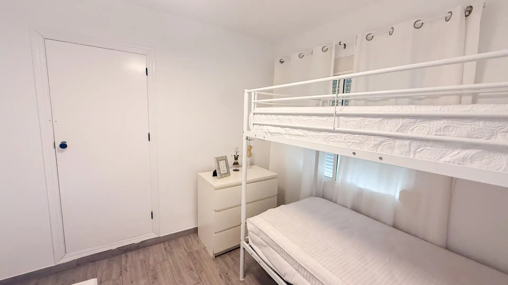 Flat for rent in Calle Violeta, 8, Paseo Marítimo de Levante