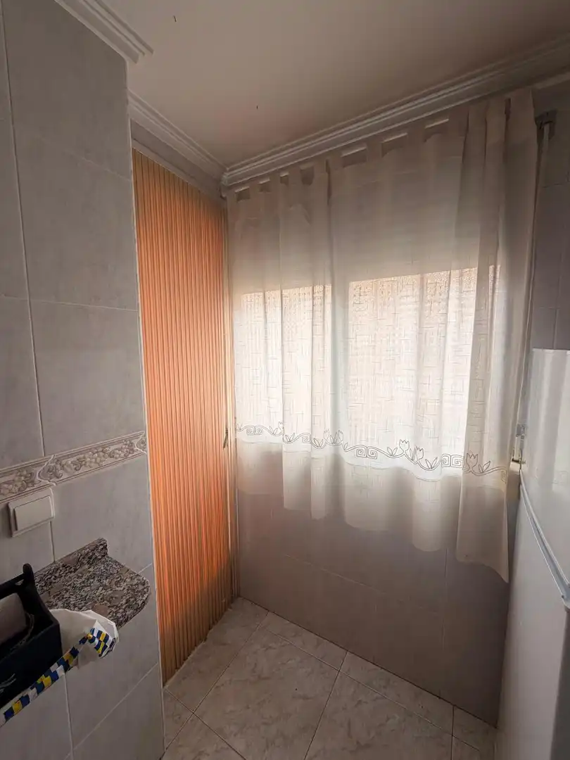 Bany de Apartament en venda en Valencia amb Aire condicionat i Balcó