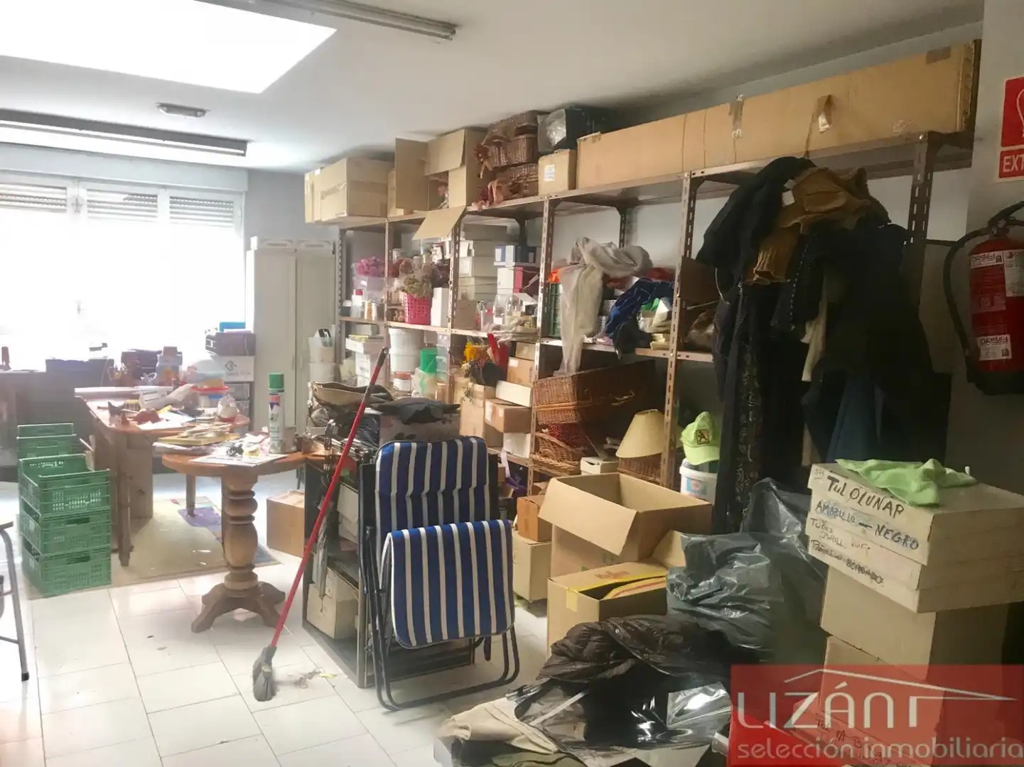 Local comercial en venda a Oviedo - Calle LA LILA, imagen 5