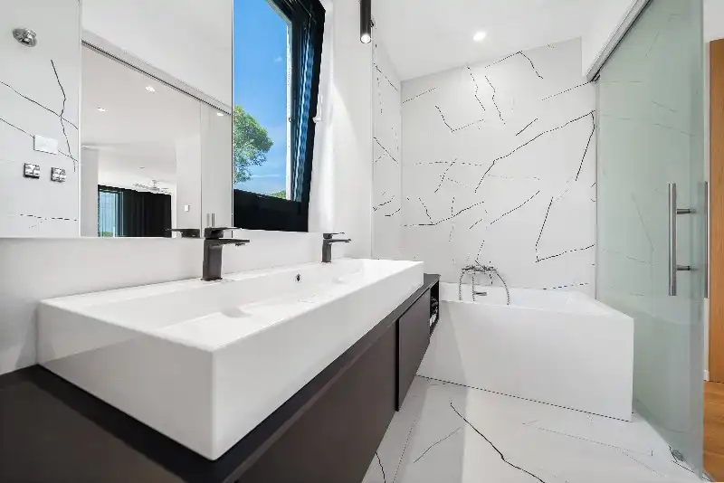 Chalet con piscina en venta en Elviria - Cabopino, imagen 7