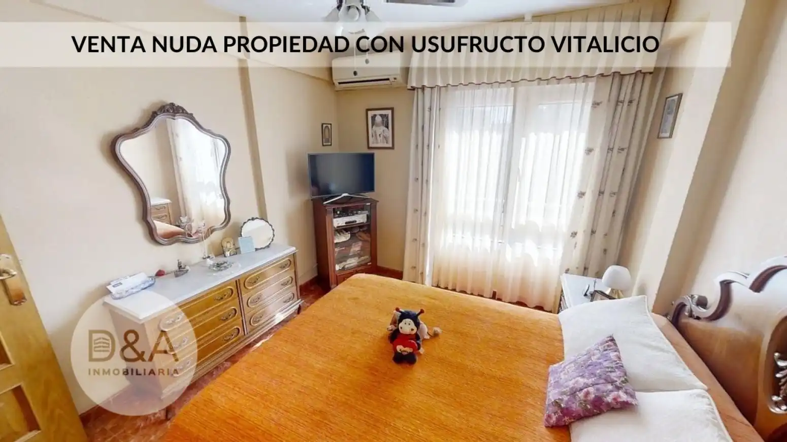 Flat for sale in Calle ALMANSA, Perchel Norte