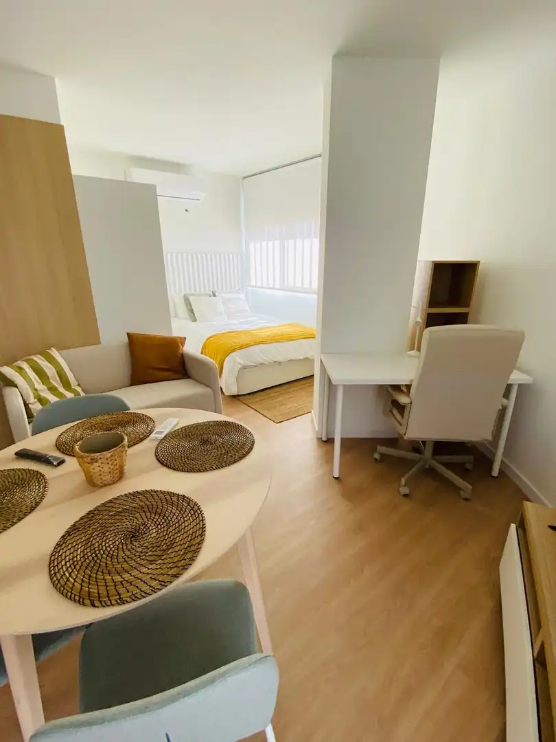 Schlafzimmer von Wohnung zur Miete in Murcia mit Klimaanlage, Heizung und Terrasse