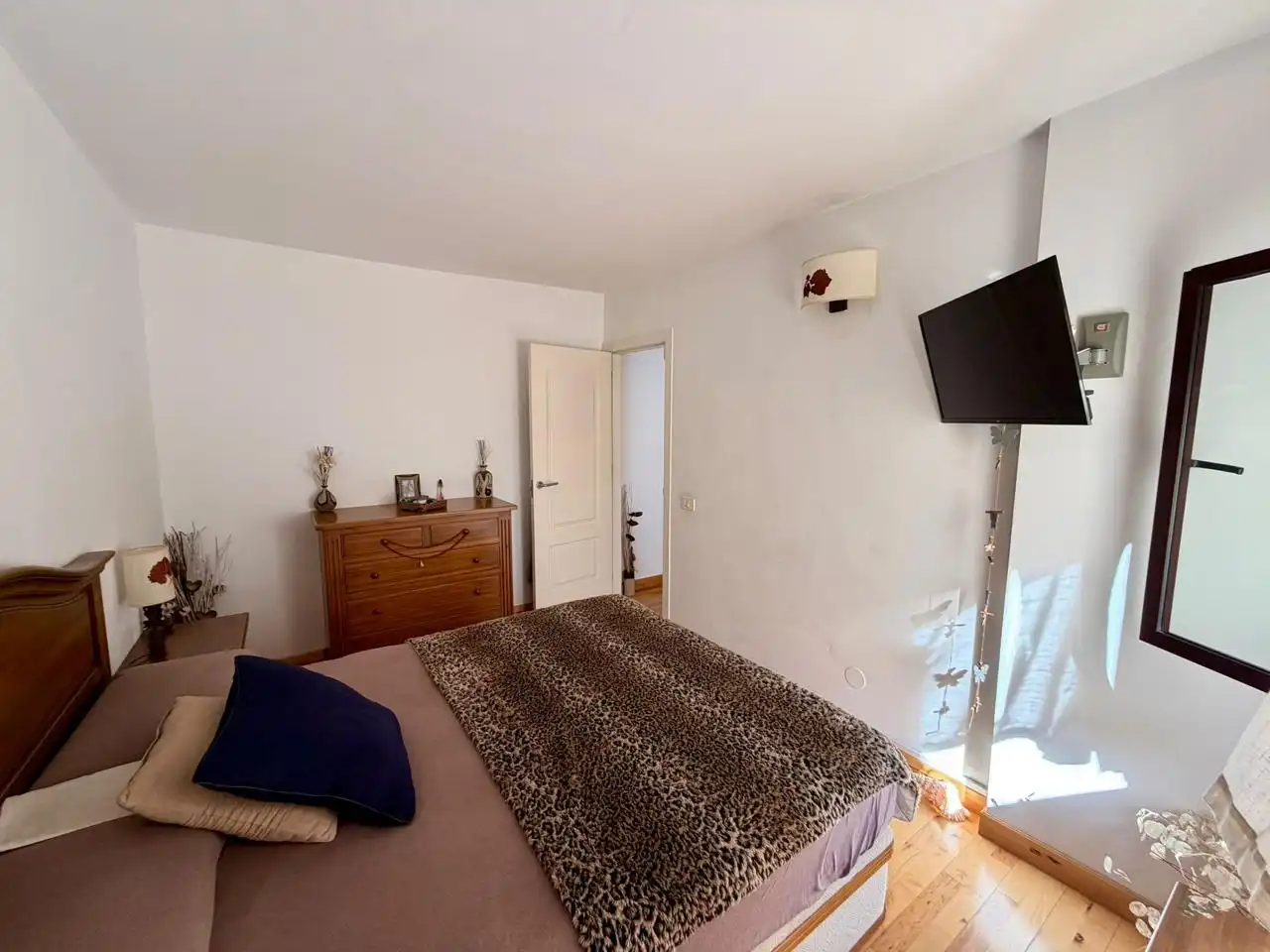 Dormitori de Pis de lloguer en San Bartolomé de Tirajana amb Aire condicionat, Parquet i Moblat