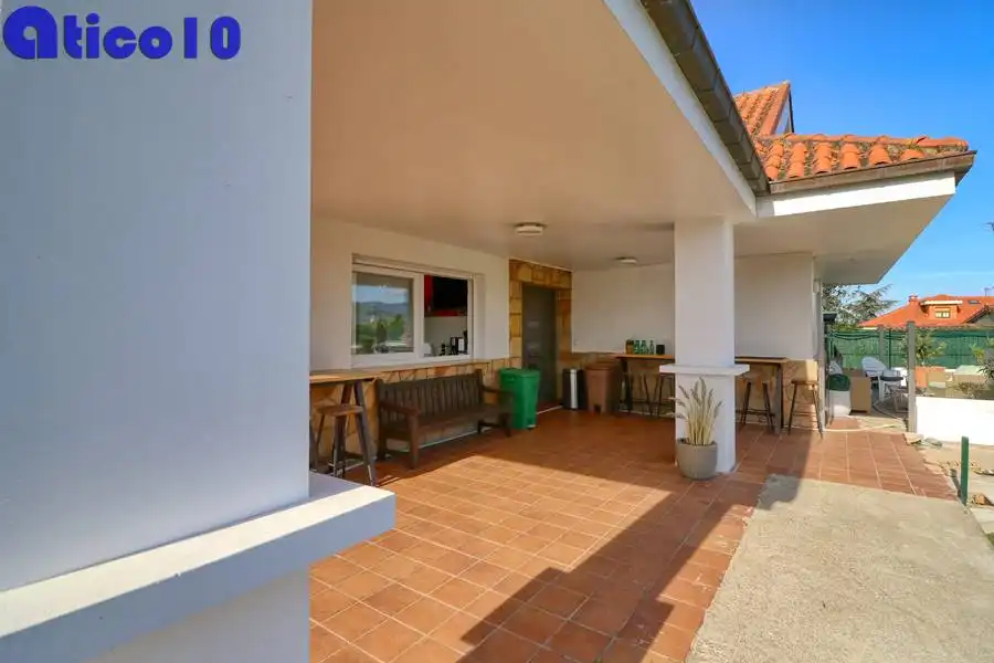 Terraza de Casa o chalet en venta en Gijón  con Calefacción, Jardín privado y Parquet