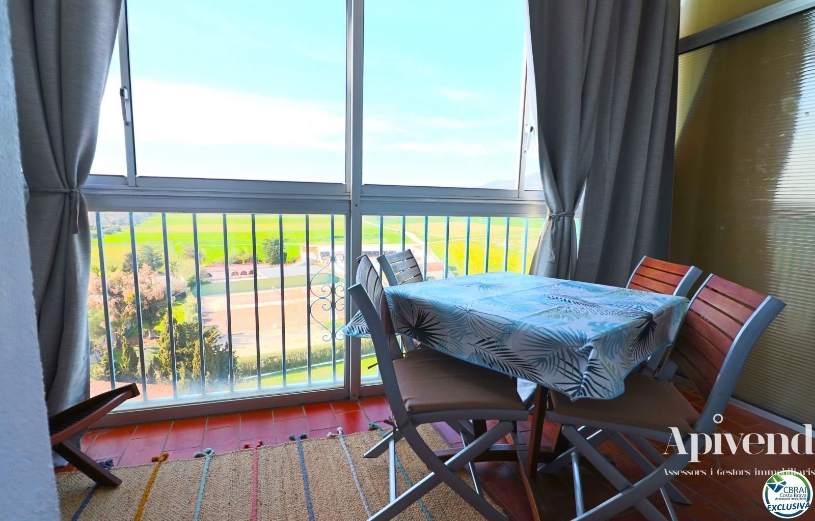 Flat for sale in Alhambra, Nord