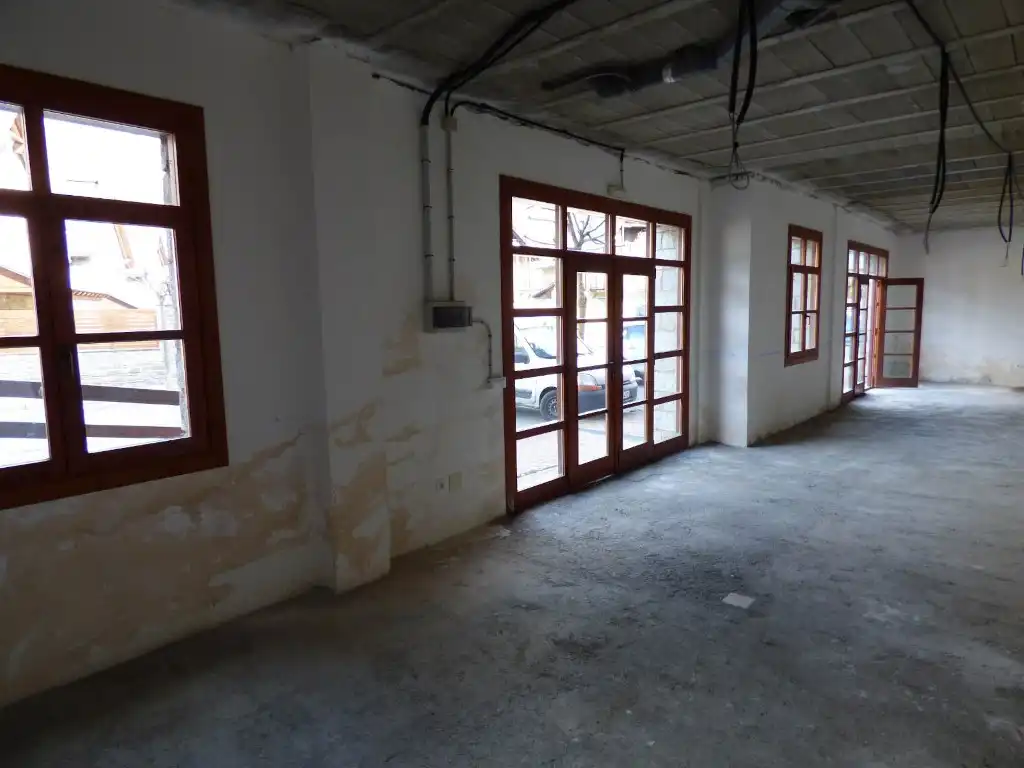 Local en venta en Benasque