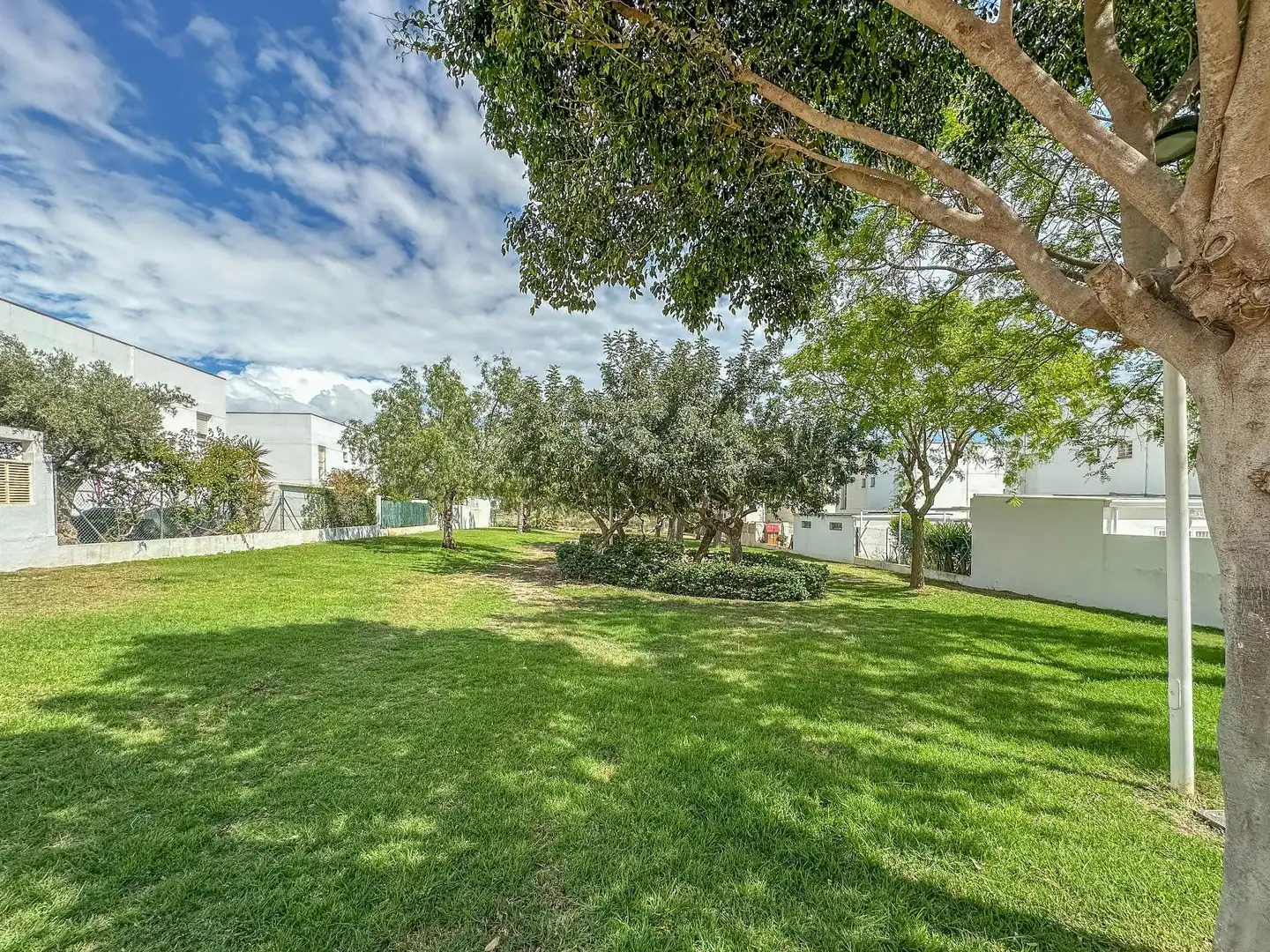 Piso en venta en Almería con Aire acondicionado, Terraza y Balcón