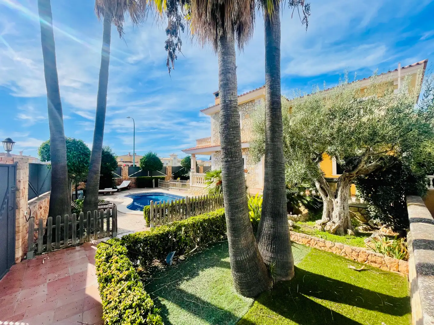 Detached house with terrace for sale in Avinguda de les Flors, imagen 15
