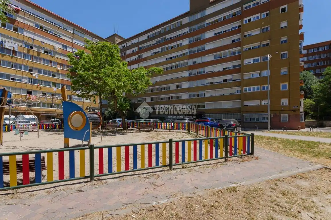 Parkplatz von Wohnung zum Verkauf in Madrid mit Heizung und Balkon