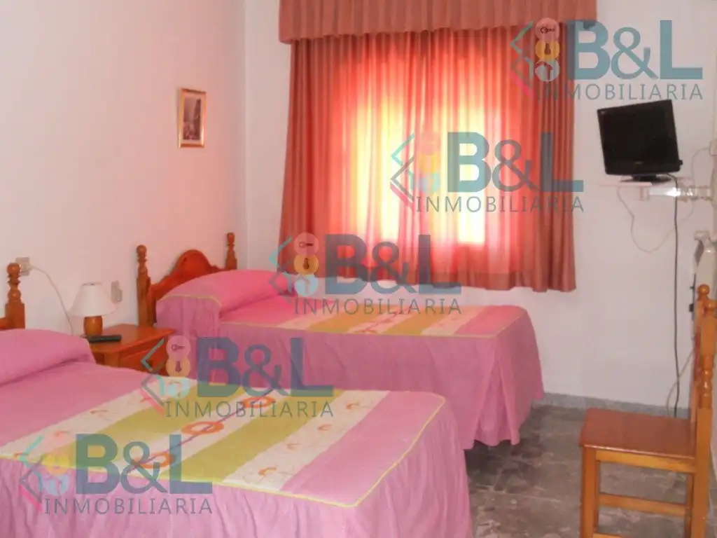 Dormitori de Local en venda en Rosal de la Frontera amb Aire condicionat
