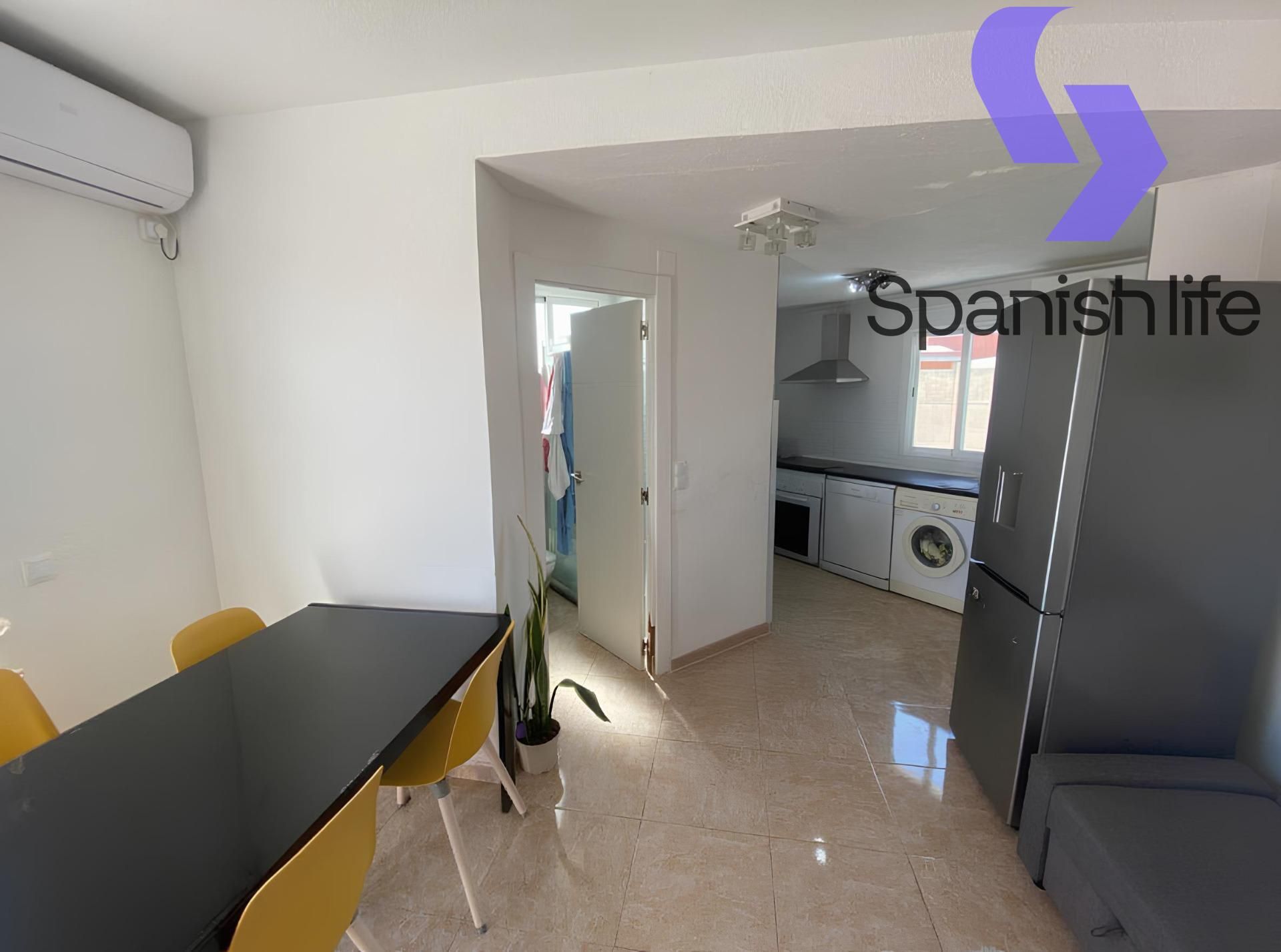 Cuina de Apartament en venda en Santa Pola amb Terrassa i Piscina comunitària