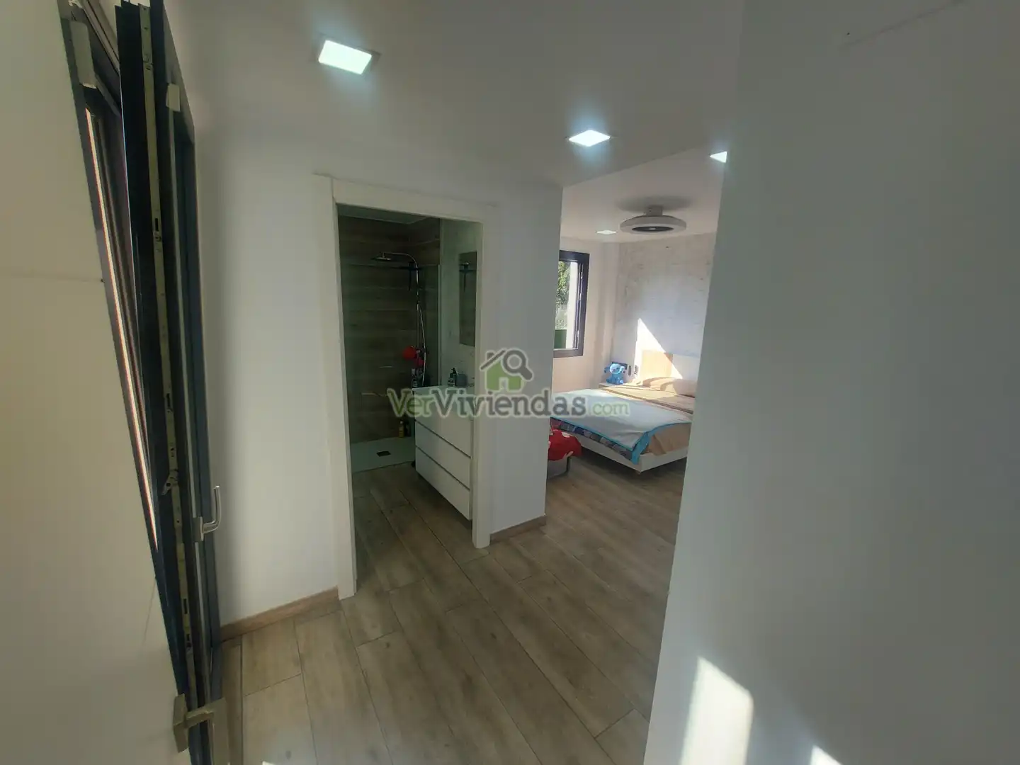 Schlafzimmer von Haus oder Chalet zum Verkauf in Pallejà mit Klimaanlage, Heizung und Privatgarten